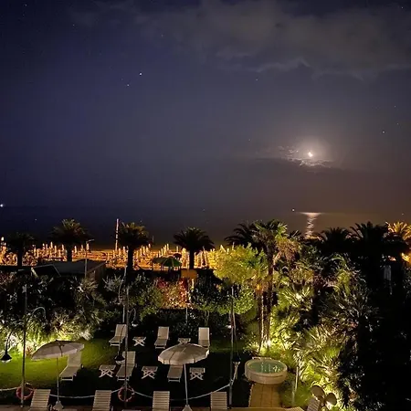 Parco Delle Rose Отель 4*