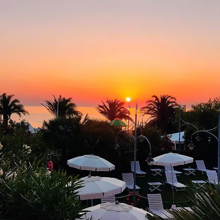 Отель Parco Delle Rose 4*