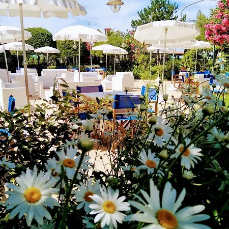 Parco Delle Rose Szálloda Silvi Marina