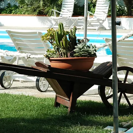 Parco Delle Rose Отель 4*