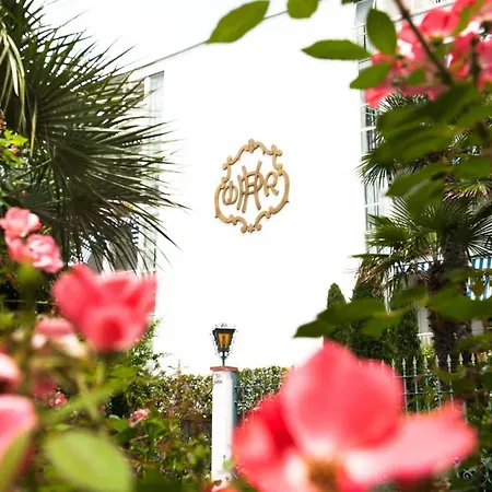 Parco Delle Rose Отель Сильви-Марина